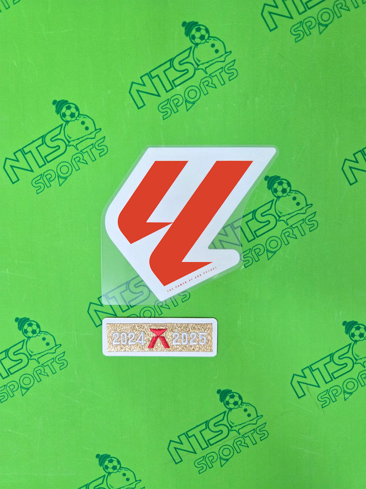 2024-2026 LALIGA 西甲臂章 + 2024/25 西甲冠軍金章【2025/26 賽季巴塞隆拿適用】