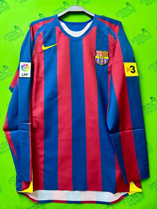 【復刻系列】BARCELONA 巴塞隆拿 2005/2006 主場長袖復刻球員版球衣+10 RONALDINHO 印字