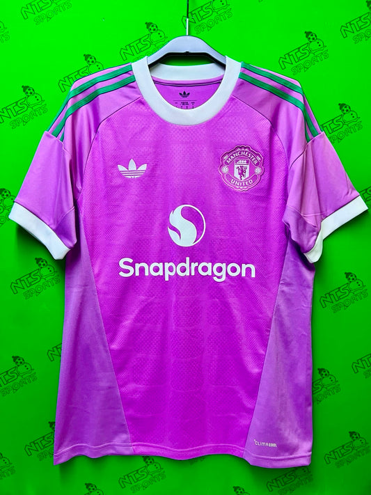 MANCHESTER UNITED 曼聯 2026/27 作客龍門球迷版球衣連印字連章