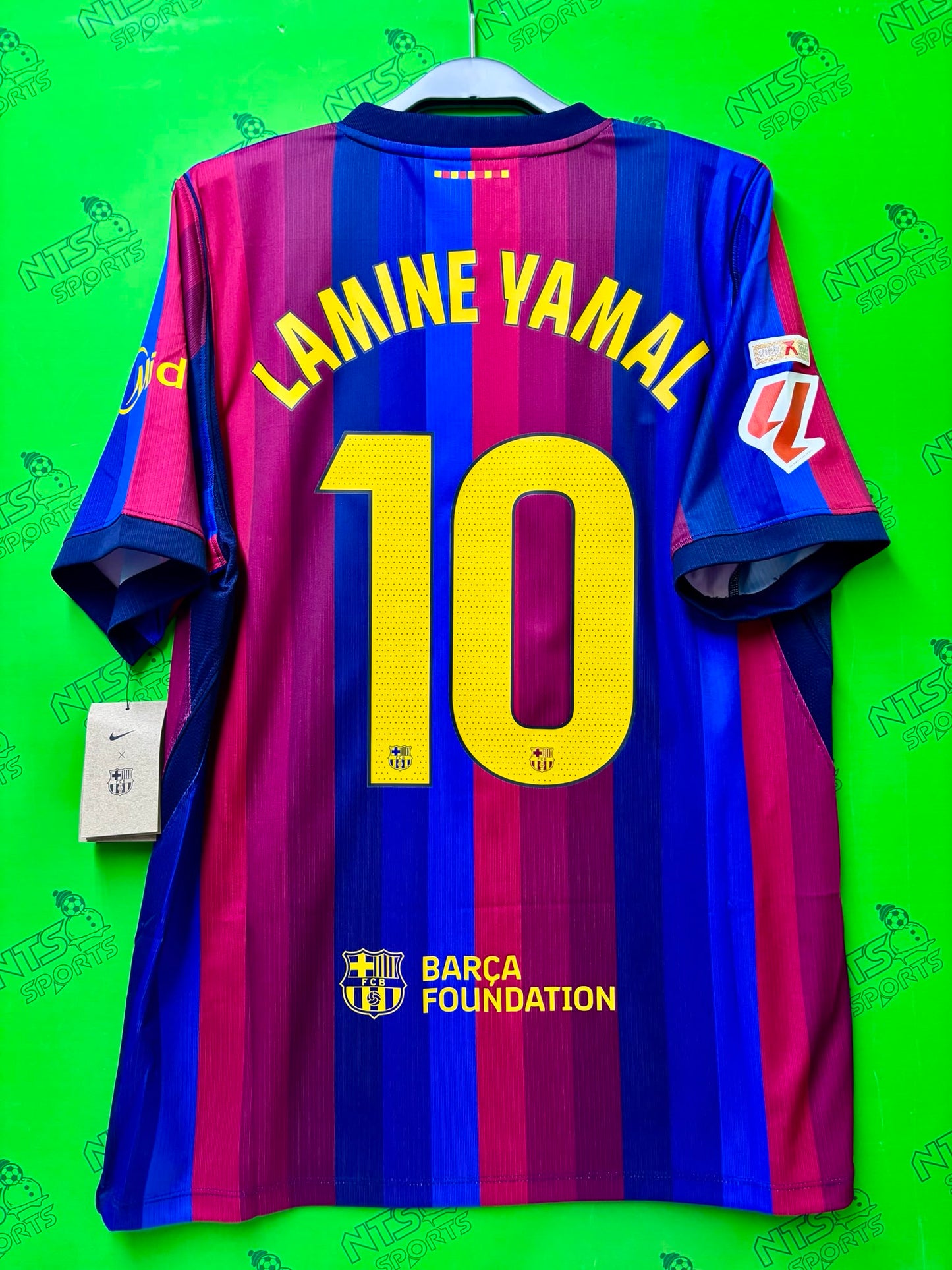 BARCELONA 巴塞隆拿 2026/27 主場球迷版男裝短袖球衣連字章