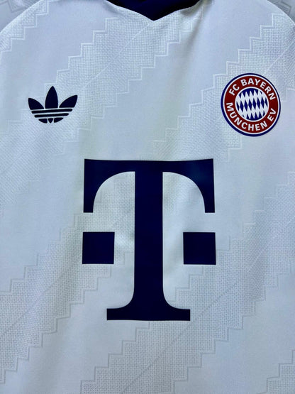 BAYERN MUNICH 拜仁慕尼黑 2026/27 作客球員版連印字連章